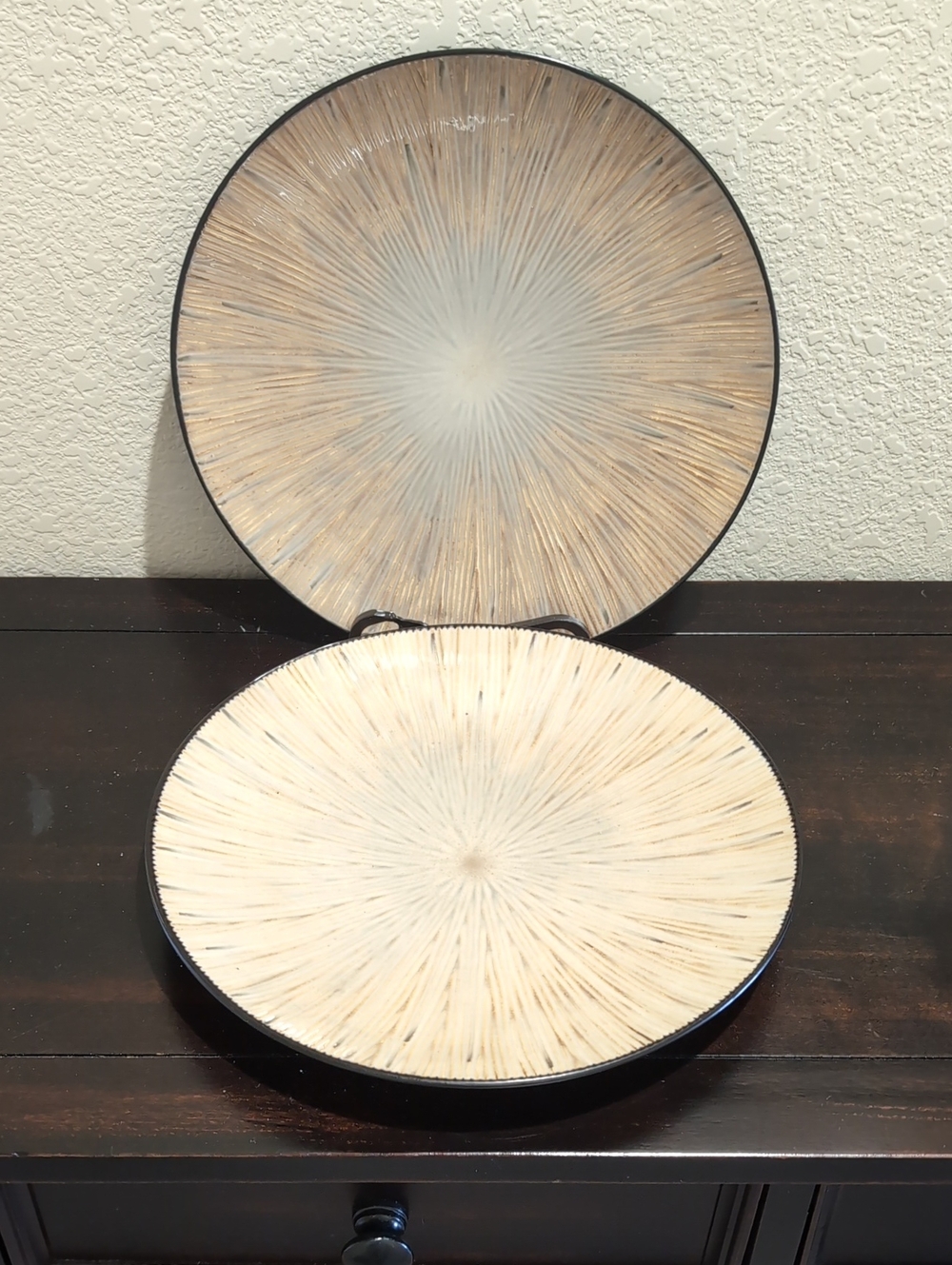 Two Joseph Abboud Ventana Hand Painted Dinner Plates 11.5"